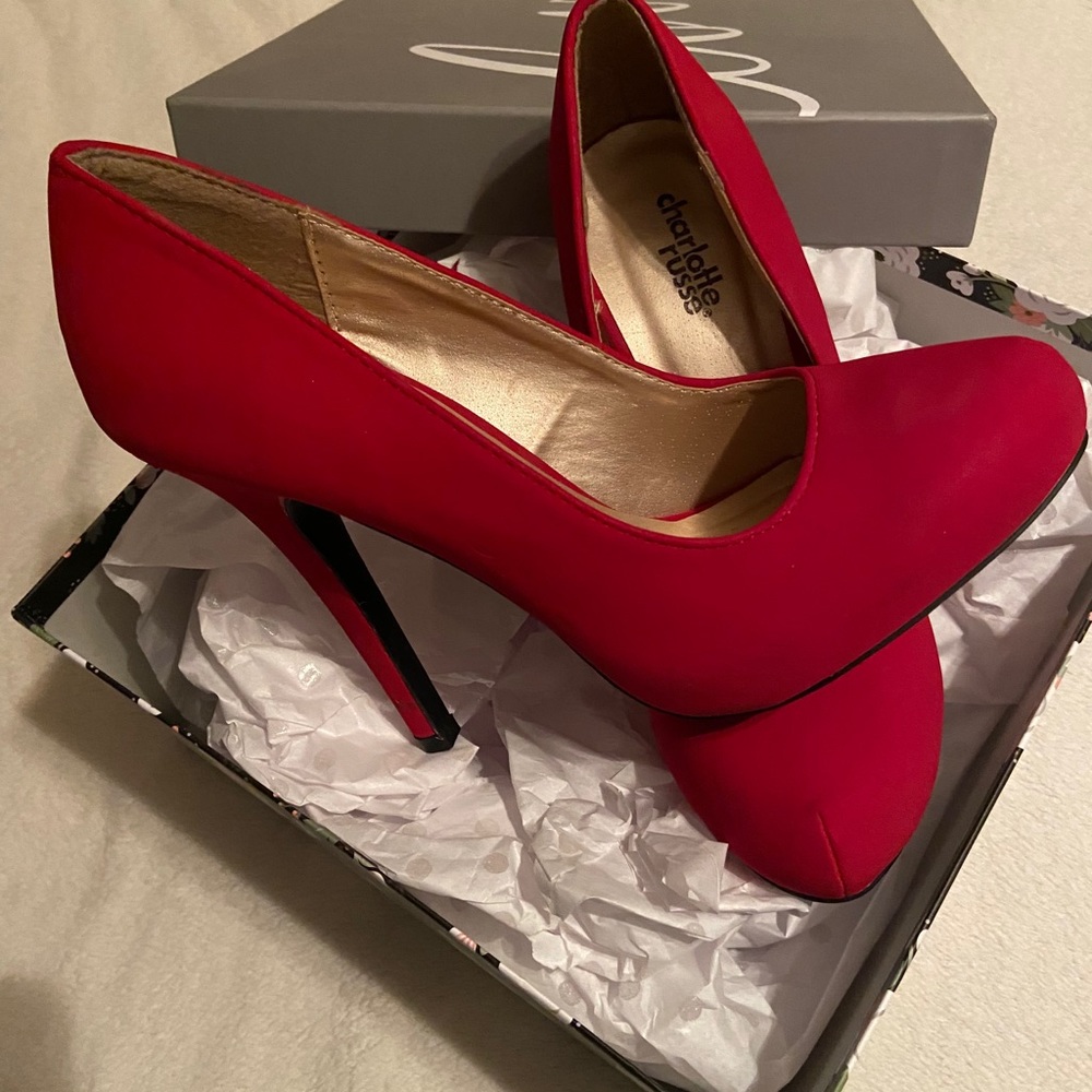 Charlotte Russe size 7